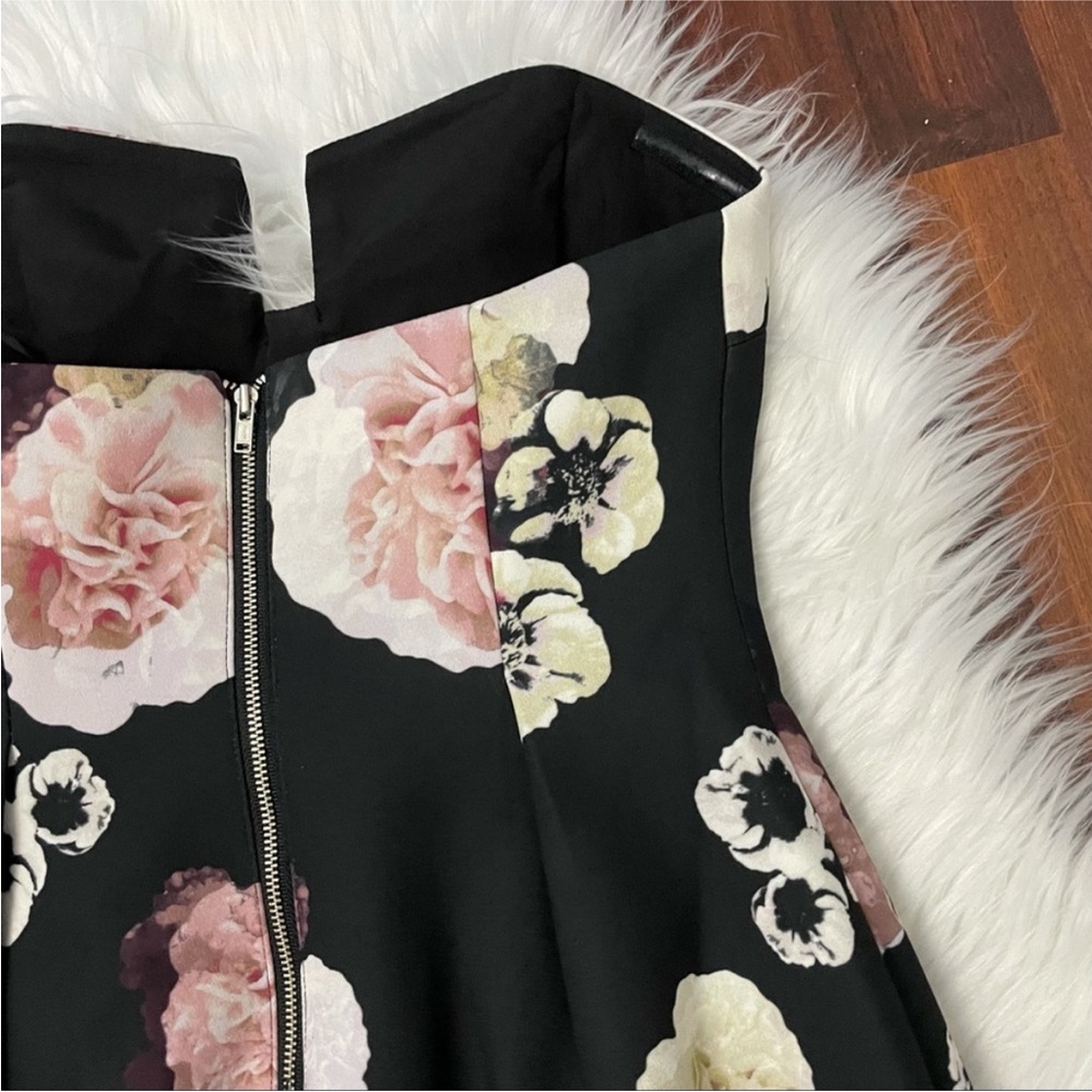 Keepsake Divide strapless floral dress - Picture 8 of 9